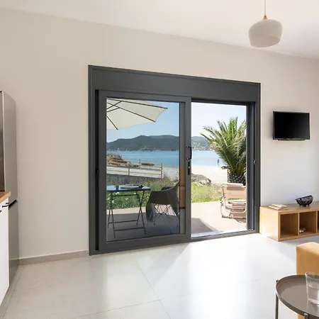 Saint John Luxury Seafront Villa Paralia Sikias Buitenkant foto